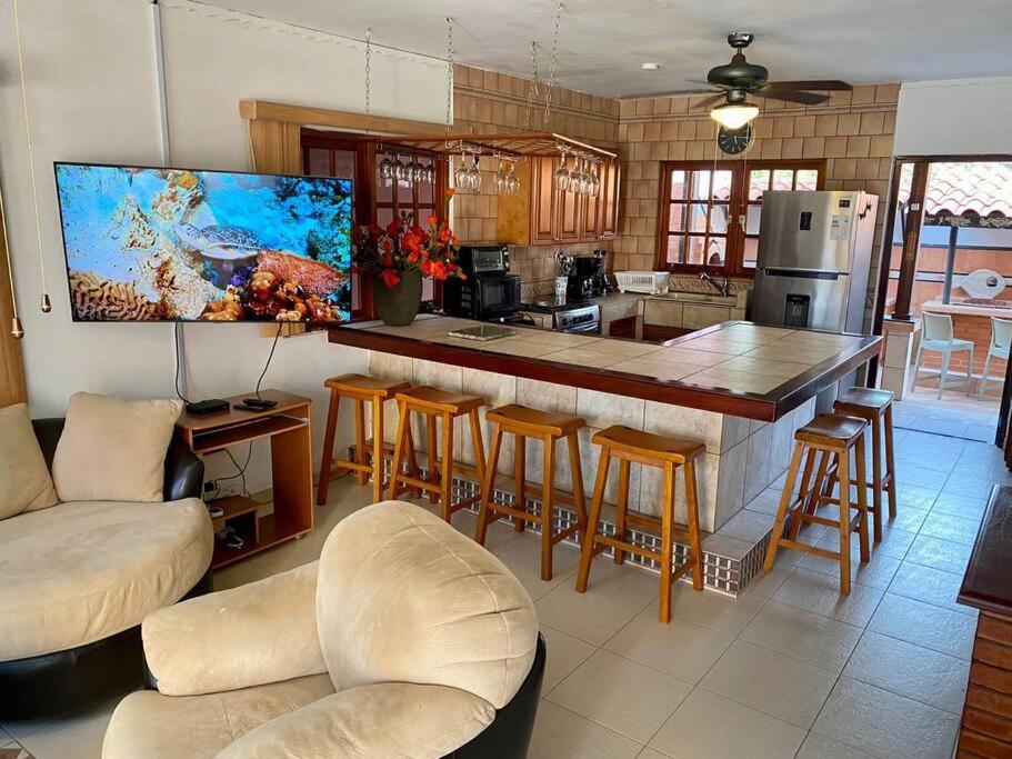 3-Bedroom Villa With A Jacuzzi Noord Buitenkant foto