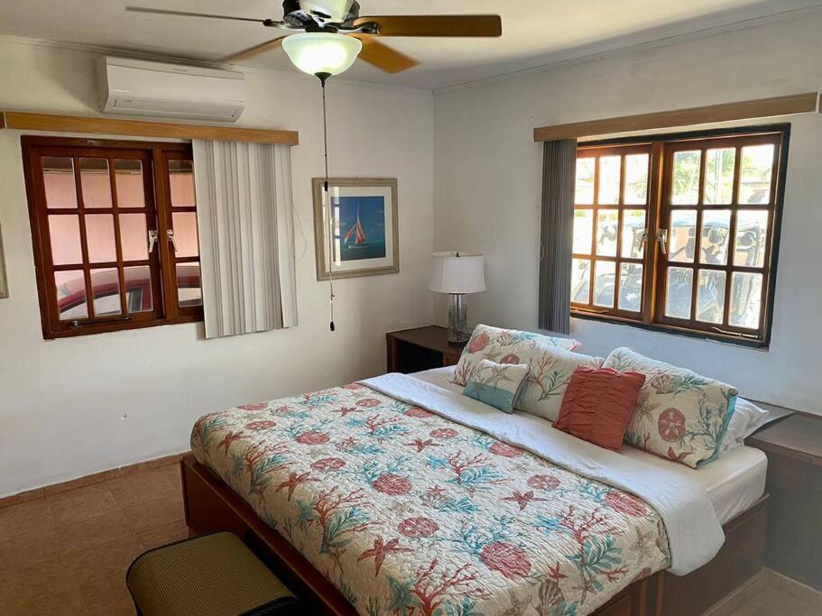 3-Bedroom Villa With A Jacuzzi Noord Buitenkant foto